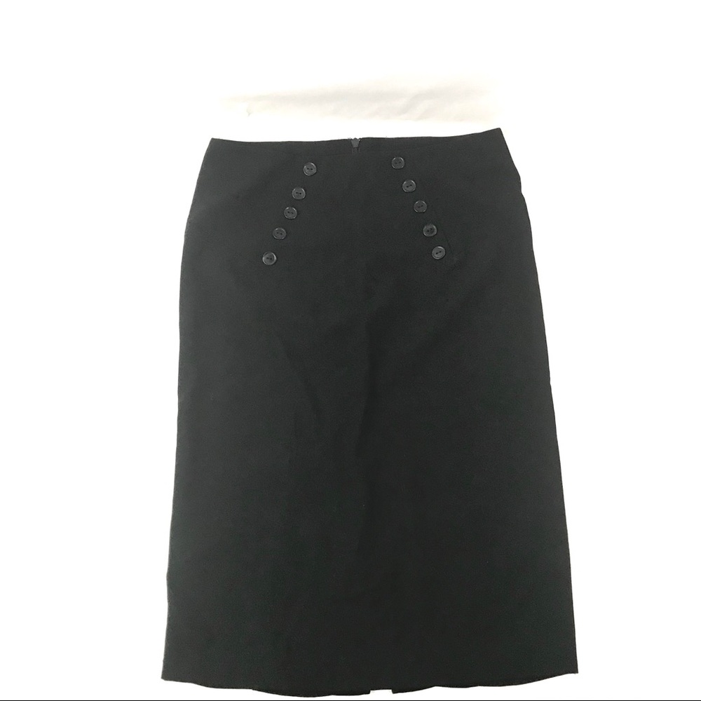 B wear skirt